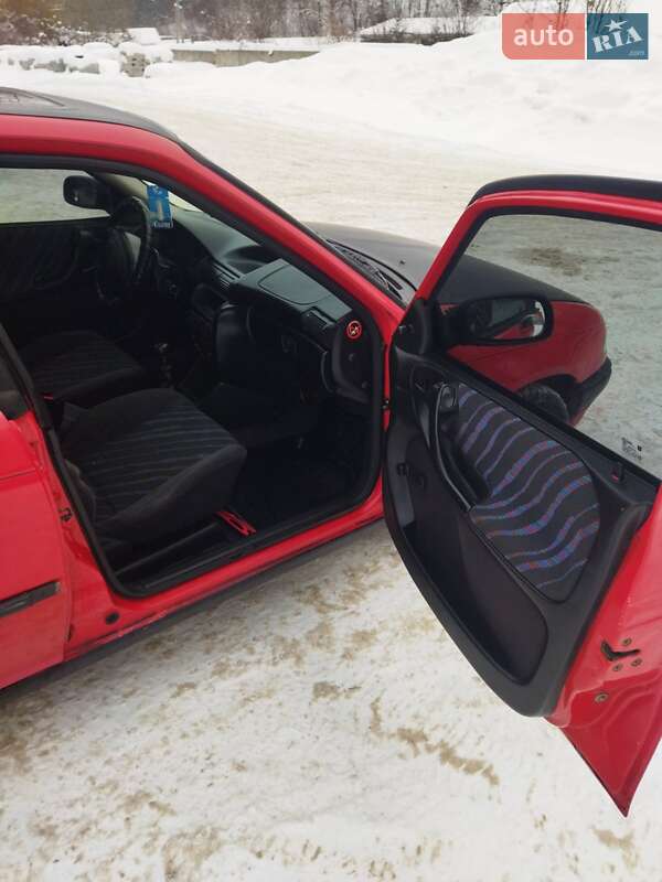 Универсал Opel Astra 1996 в Тернополе