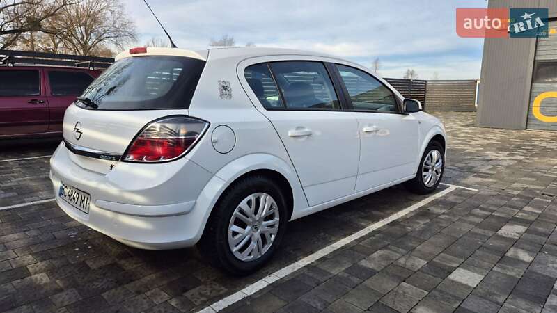 Хэтчбек Opel Astra 2009 в Каменке-Бугской фото 6 Хэтчбек Opel Astra 2009 в Каменке-Бугской