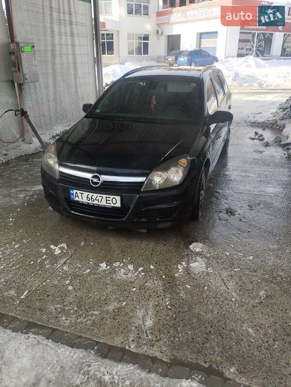 Универсал Opel Astra 2006 в Ивано-Франковске