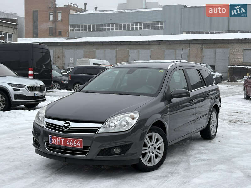 Универсал Opel Astra 2009 в Белой Церкви