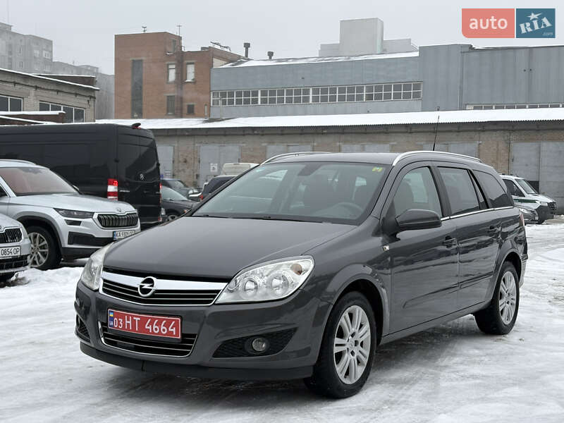 Универсал Opel Astra 2009 в Белой Церкви