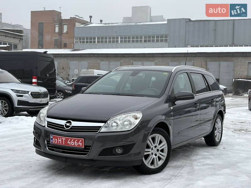 Универсал Opel Astra 2009 в Белой Церкви