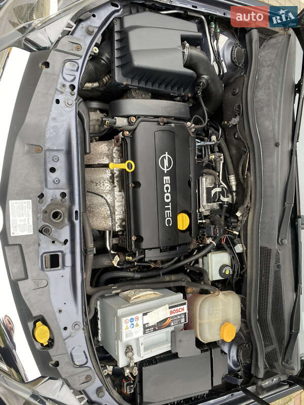 Универсал Opel Astra 2008 в Луцке