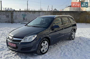 Универсал Opel Astra 2009 в Виннице