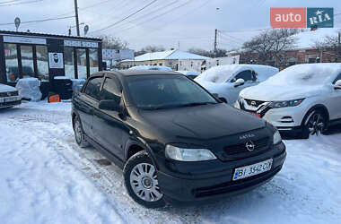 Седан Opel Astra 2006 в Полтаве