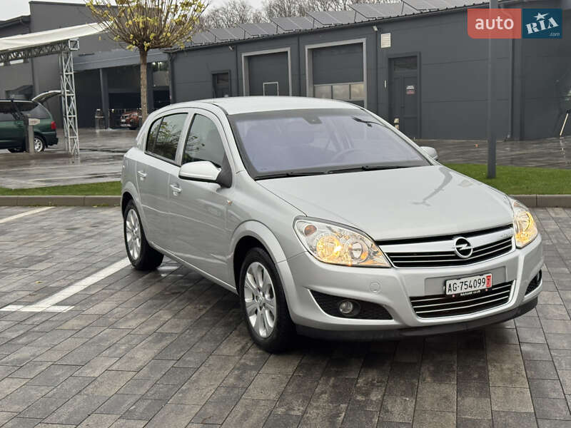 Хэтчбек Opel Astra 2009 в Луцке фото 15 Хэтчбек Opel Astra 2009 в Луцке