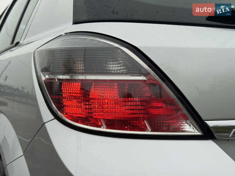 Хэтчбек Opel Astra 2009 в Луцке фото 32 Хэтчбек Opel Astra 2009 в Луцке