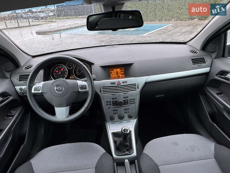 Хэтчбек Opel Astra 2009 в Луцке фото 62 Хэтчбек Opel Astra 2009 в Луцке
