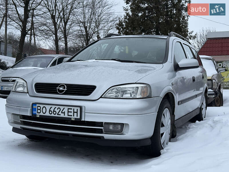 Универсал Opel Astra 2001 в Кременце