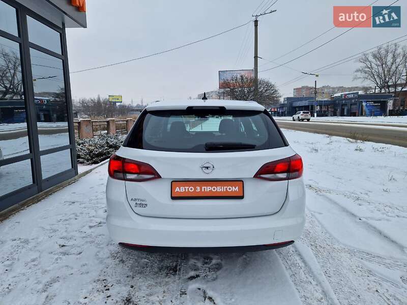 Универсал Opel Astra 2019 в Кропивницком