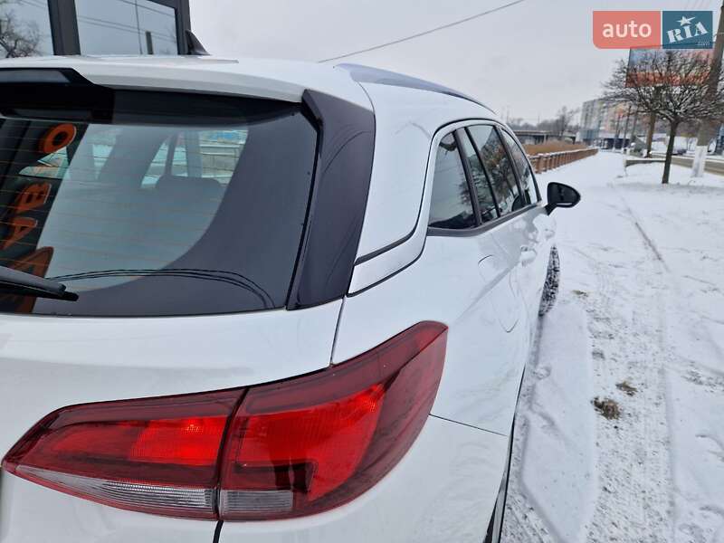 Универсал Opel Astra 2019 в Кропивницком