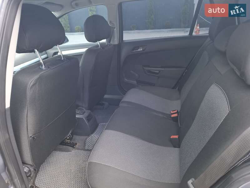 Универсал Opel Astra 2009 в Виннице