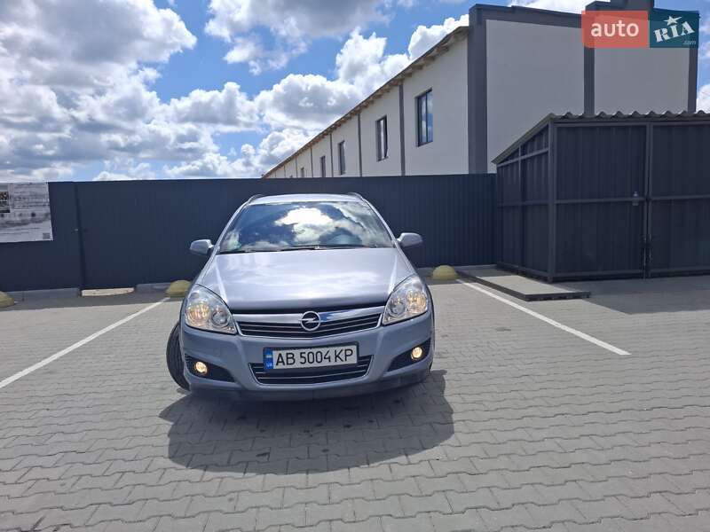 Универсал Opel Astra 2009 в Виннице