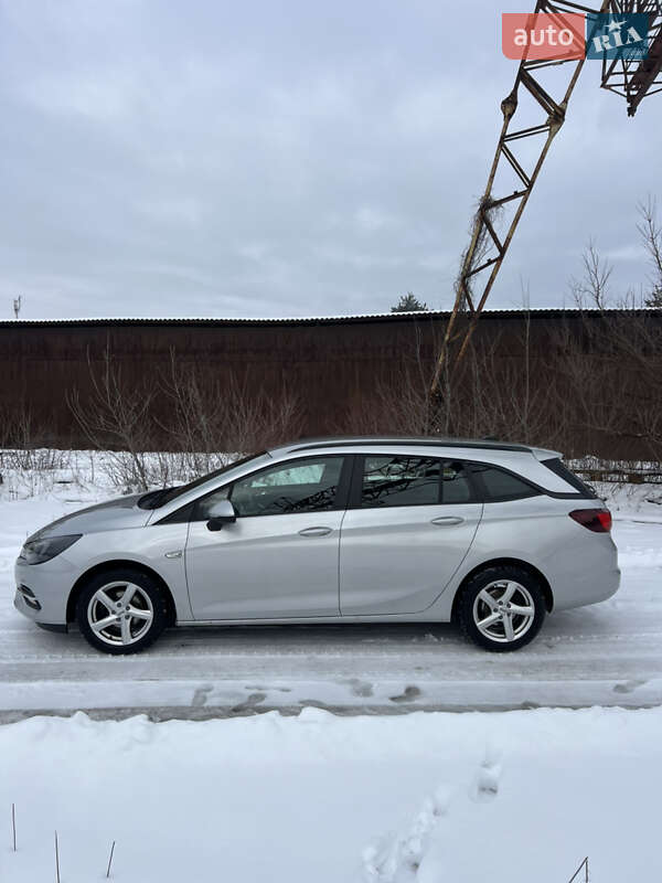 Универсал Opel Astra 2020 в Мукачево