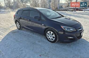 Универсал Opel Astra 2013 в Буче