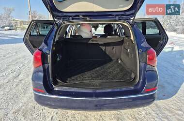 Универсал Opel Astra 2013 в Буче