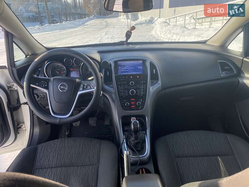 Универсал Opel Astra 2012 в Чернигове фото 9 Универсал Opel Astra 2012 в Чернигове