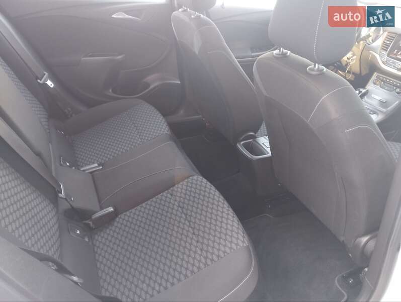 Универсал Opel Astra 2018 в Яворове