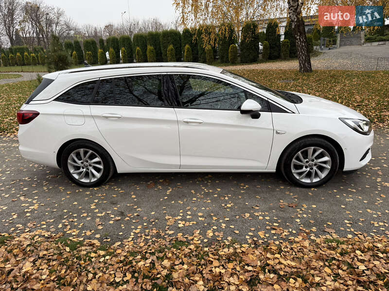 Универсал Opel Astra 2021 в Хмельницком