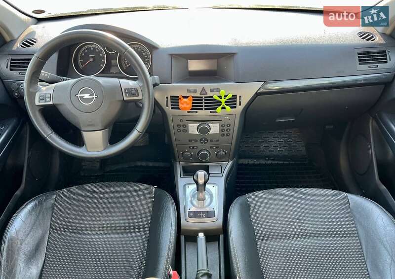 Хэтчбек Opel Astra 2005 в Киеве