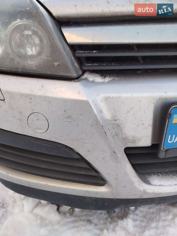 Универсал Opel Astra 2005 в Винниках