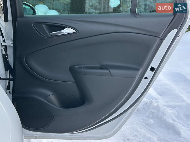 Универсал Opel Astra 2020 в Стрые