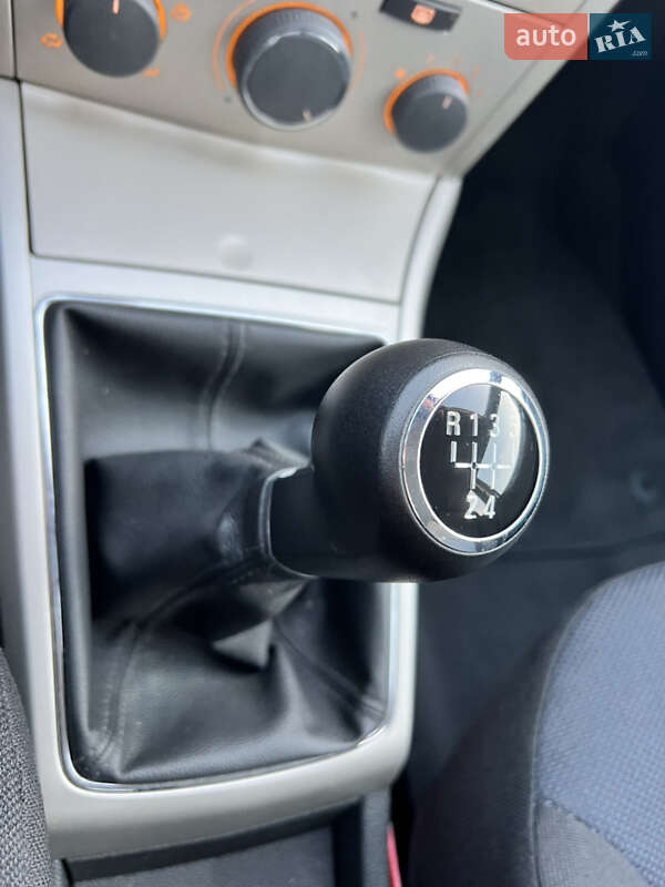 Хэтчбек Opel Astra 2009 в Николаеве фото 13 Хэтчбек Opel Astra 2009 в Николаеве