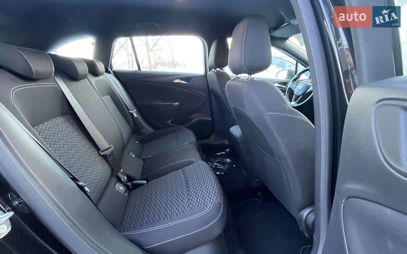 Універсал Opel Astra 2017 в Стрию