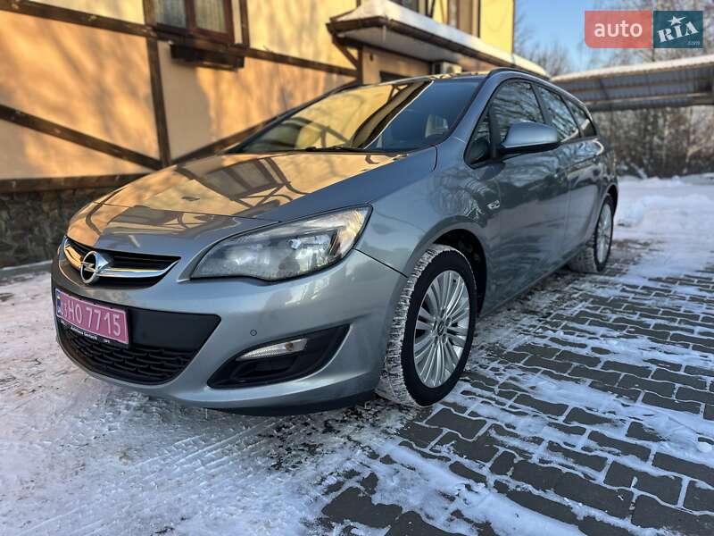 Opel Astra 2013