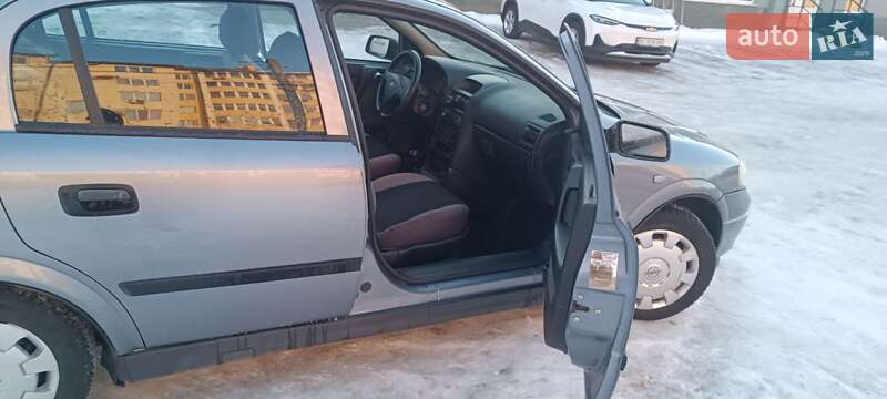 Седан Opel Astra 2008 в Стрые фото 14 Седан Opel Astra 2008 в Стрые