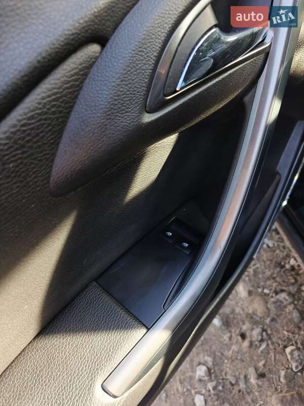 Универсал Opel Astra 2012 в Богородчанах