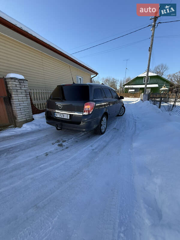 Универсал Opel Astra 2009 в Ивано-Франковске фото 4 Универсал Opel Astra 2009 в Ивано-Франковске