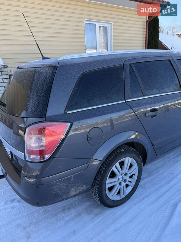 Универсал Opel Astra 2009 в Ивано-Франковске фото 16 Универсал Opel Astra 2009 в Ивано-Франковске