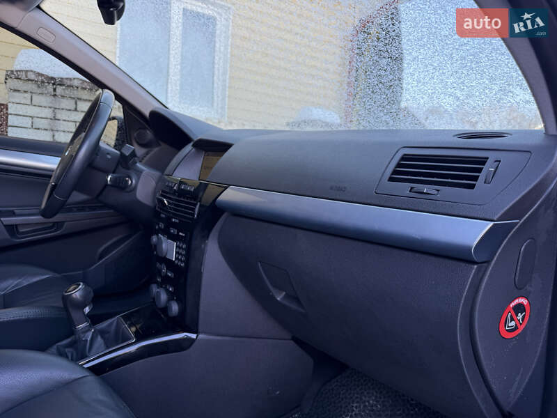 Универсал Opel Astra 2009 в Ивано-Франковске фото 43 Универсал Opel Astra 2009 в Ивано-Франковске