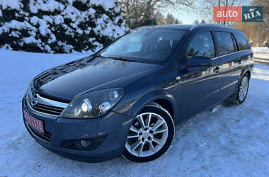 Универсал Opel Astra 2009 в Луцке