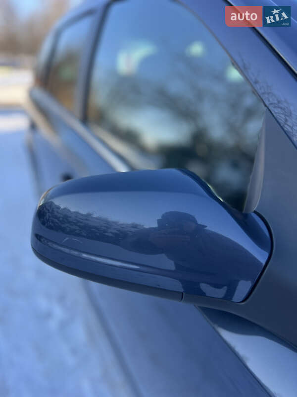 Универсал Opel Astra 2009 в Луцке