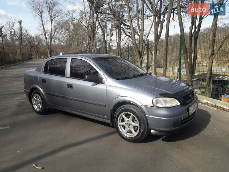 Седан Opel Astra 2006 в Умани фото Седан Opel Astra 2006 в Умани