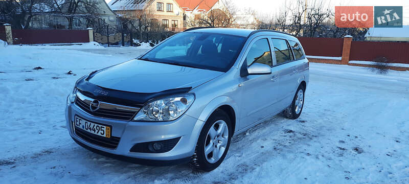 Универсал Opel Astra 2008 в Немирове