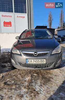 Универсал Opel Astra 2011 в Киеве
