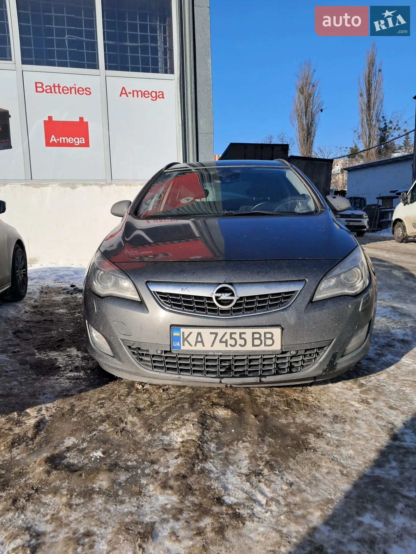 2011 Opel Astra - фото 1