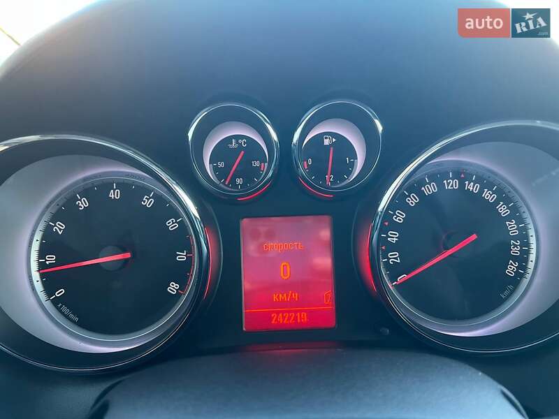 Универсал Opel Astra 2011 в Киеве фото 21 Универсал Opel Astra 2011 в Киеве