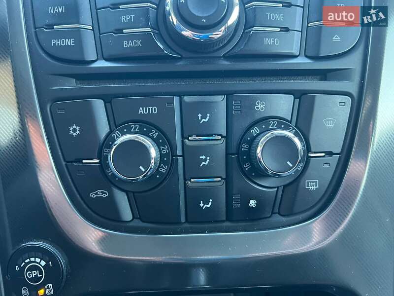 Универсал Opel Astra 2011 в Киеве фото 26 Универсал Opel Astra 2011 в Киеве