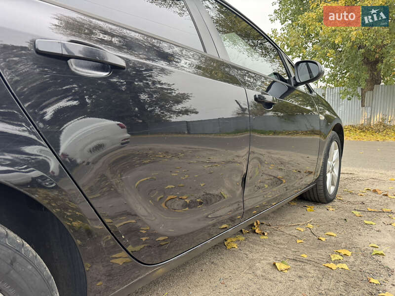 Универсал Opel Astra 2011 в Броварах фото 26 Универсал Opel Astra 2011 в Броварах