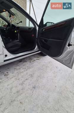 Хэтчбек Opel Astra 2004 в Подольске