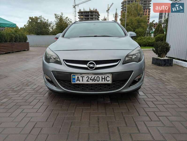 Универсал Opel Astra 2013 в Ивано-Франковске фото 3 Универсал Opel Astra 2013 в Ивано-Франковске