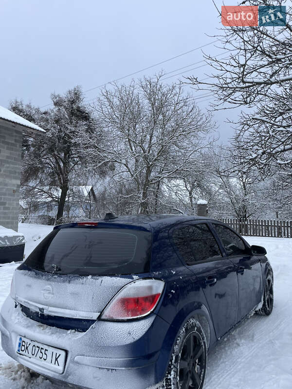 Хетчбек Opel Astra 2005 в Шумську