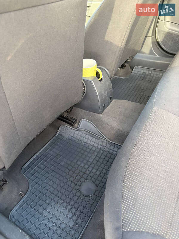 Седан Opel Astra 2013 в Києві