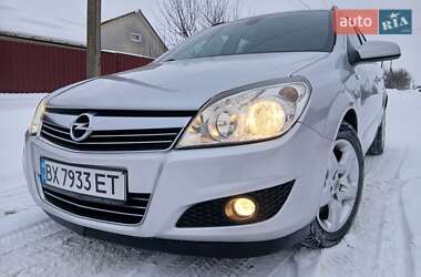 Универсал Opel Astra 2008 в Хмельницком