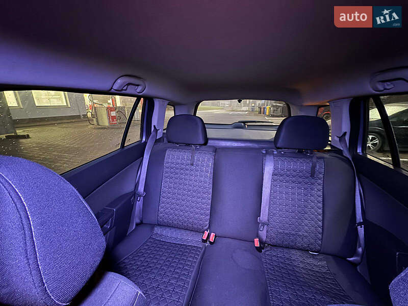 Универсал Opel Astra 2010 в Радехове фото 14 Универсал Opel Astra 2010 в Радехове