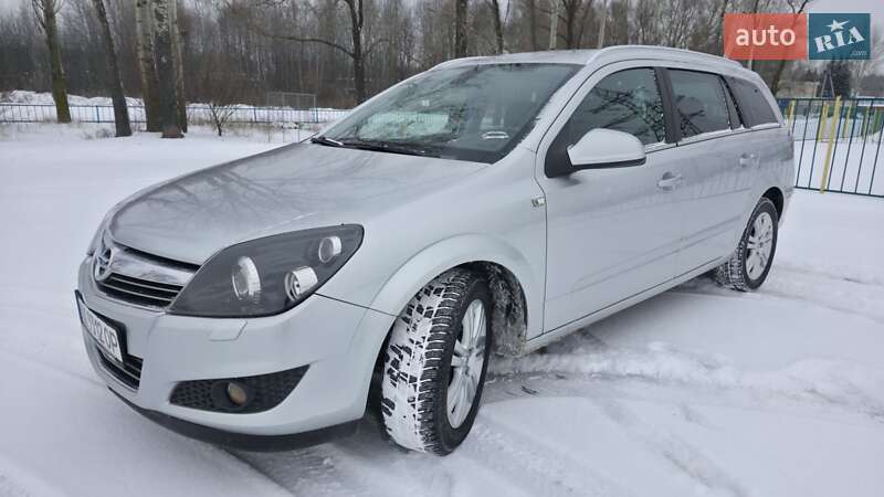 Opel Astra 2010
